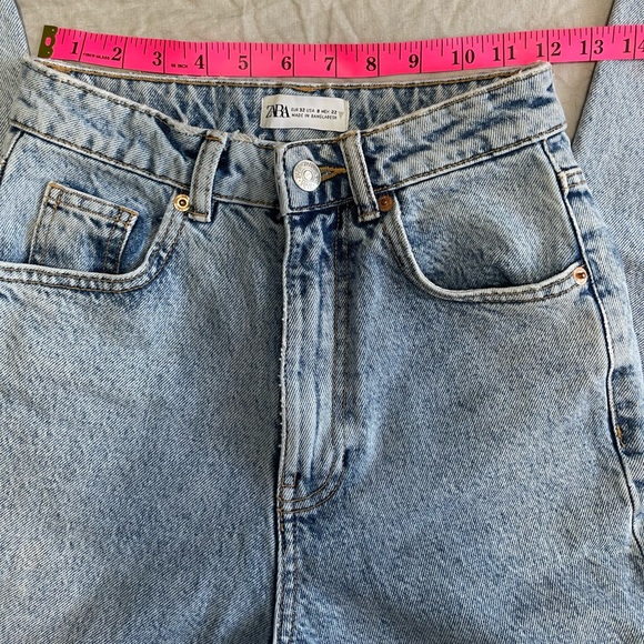 Zara Super High Rise Mom Jean - Picture 2 of 4
